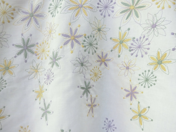 ◆sale◆【新作】お花と雪の刺繍 チュニックワンピース  白 7枚目の画像