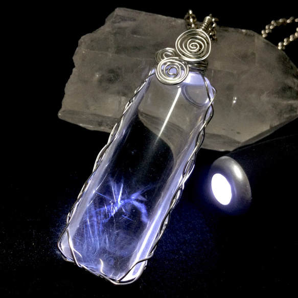 激レア】【高品質】エンジェルラダー インクォーツ 天然石 天使の梯子