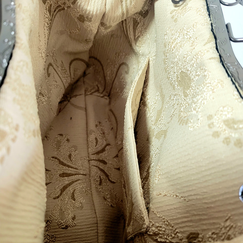 和柄　西陣織金襴 金糸 ラメ糸【ハンドメイド】がま口バッグ　#B203 和柄 西陣織金襴 金糸 ラメ糸【ハンドメイド】がま口バッグ