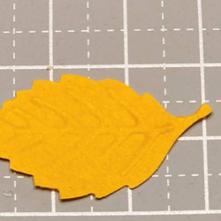 【受注製作】【送料無料】クラフトパンチ・リーフ型　秋色２００枚セット 3枚目の画像