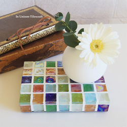 特集掲載☆カラフルMix ガラスモザイクタイルのディスプレイトレイmini（飾り台・小物置き）【受注制作】 11枚目の画像