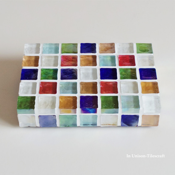 特集掲載☆カラフルMix ガラスモザイクタイルのディスプレイトレイmini（飾り台・小物置き）【受注制作】 7枚目の画像