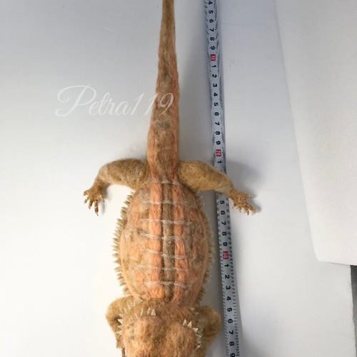 羊毛フェルト☆フトアゴヒゲトカゲdeux 羊毛フェルト ペトラ119 通販