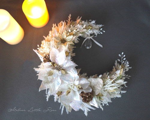 ❃ブルーからホワイトへの三日月リース〜 ❃ブルーからホワイトへの三日月リース〜