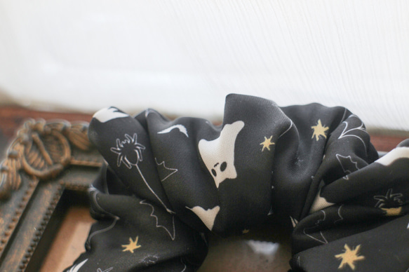 幽靈躲貓貓－惡魔黑－原創印花設計－萬聖節－手作 大腸圈 髮圈 第5張的照片