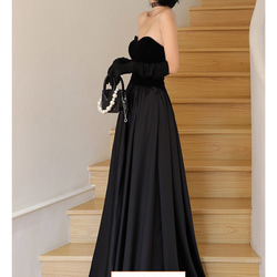 ブラック チューブトップ ウエディングドレス 5枚目の画像