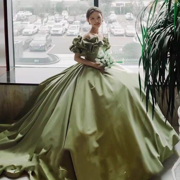 フリルオフショルダー グリーンドレス 二次会 前撮り フォト バスト ウエスト ヒップ