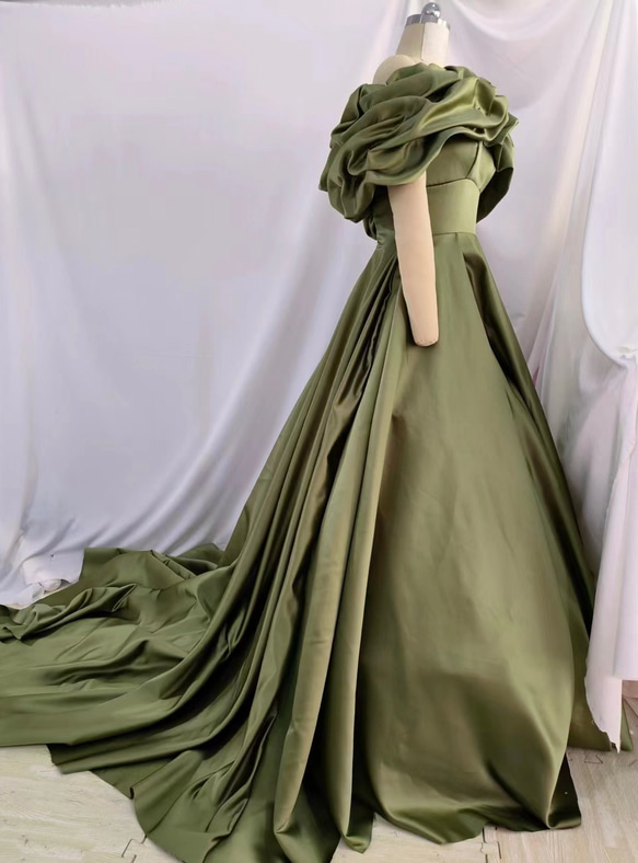 フリルオフショルダー グリーンドレス 二次会 前撮り フォト バスト ウエスト ヒップ