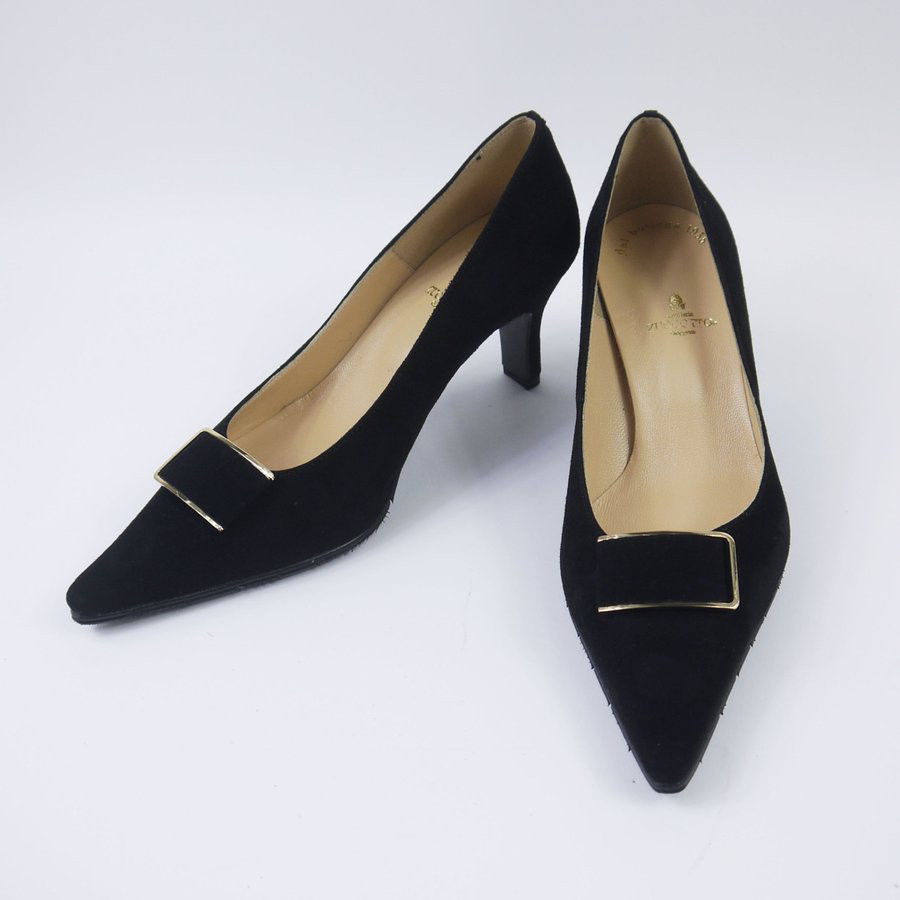 スエードレザーのバックルポインテッドトゥパンプス★ブラックスエードz682ゴールド金具