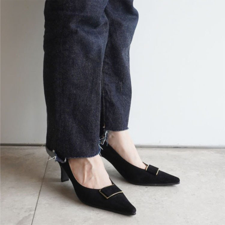 スエードレザーのバックルポインテッドトゥパンプス★ブラックスエードz682ゴールド金具