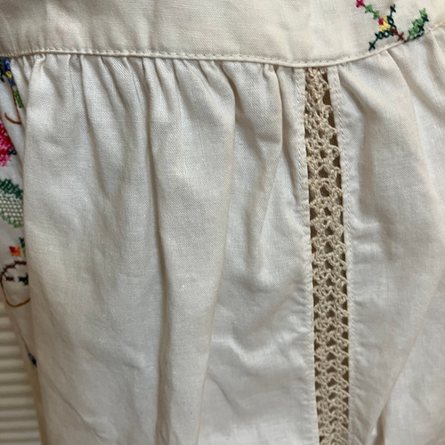 刺繍 クロスステッチ かわいいエプロンワンピース ヴィンテージ
