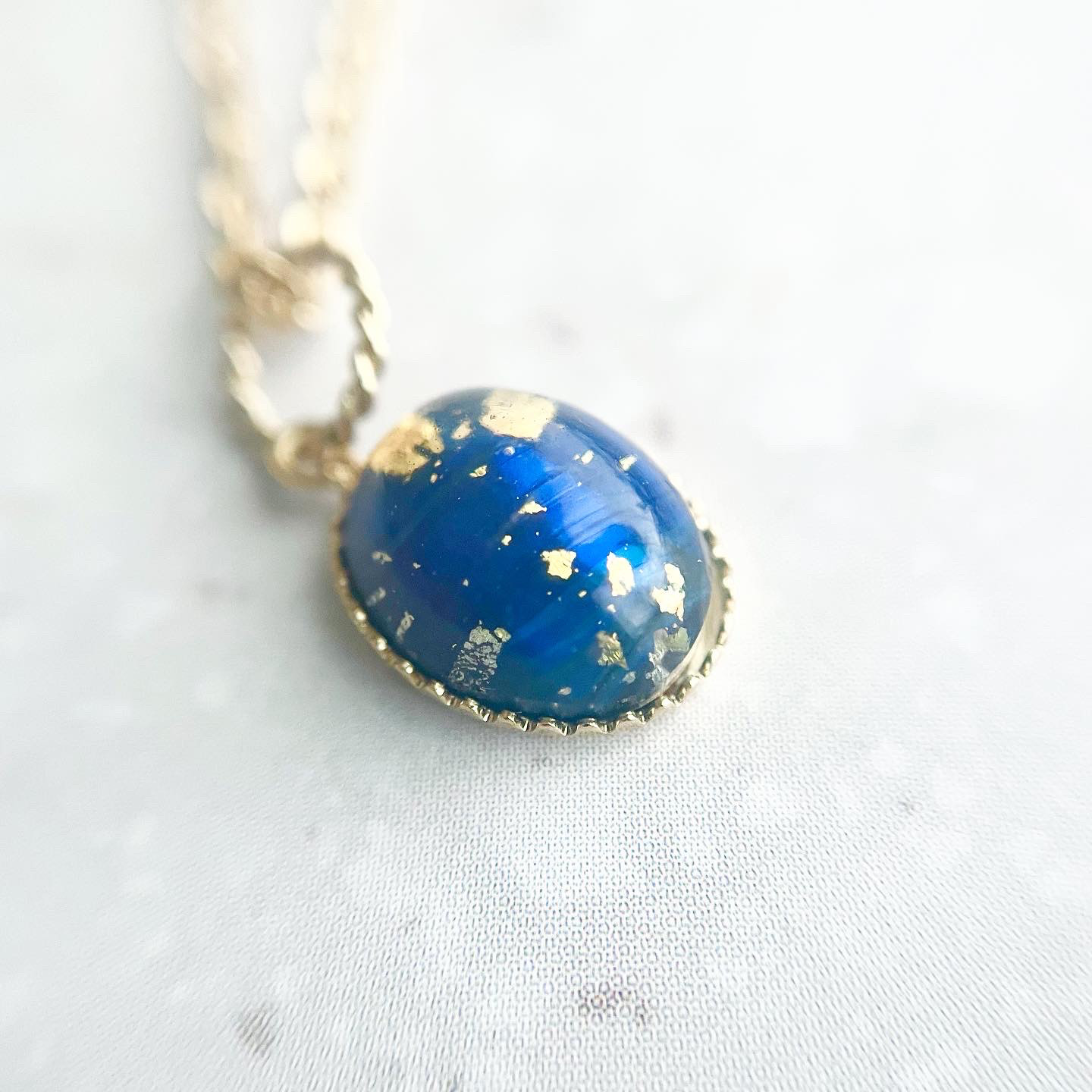 ドイツ製ヴィンテージ｜ドラゴンズブレスネックレス【Blue Opal Mix】