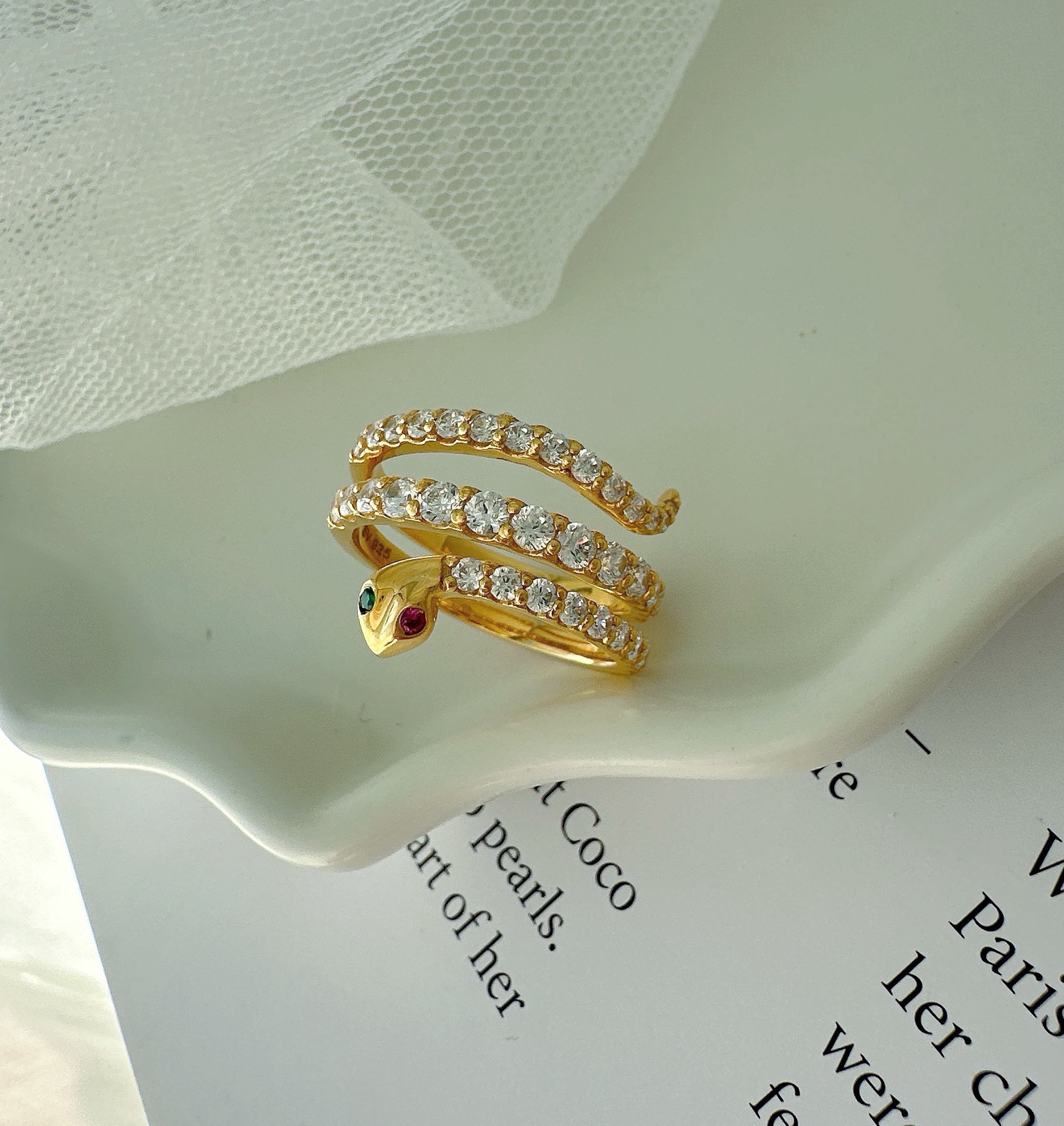 [新作]巳年ヘビモチーフ 蛇 巻きつくダイヤジルコニアリングR2425