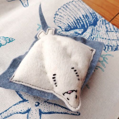 マダラトビエイちゃんのピンクッション その他インテリア雑貨 もこもこ