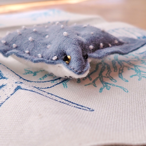 マダラトビエイちゃんのピンクッション その他インテリア雑貨 もこもこ