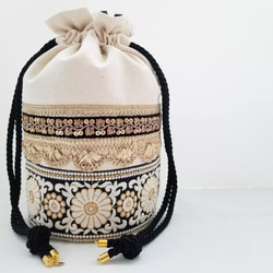 【Bag like an accessory…gorgeous black and gold】 1枚目の画像