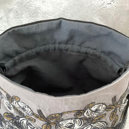 1点限定⚮̈ミナペルホネン　choucho dop かくれんぼポシェット choucho pocket bag - minä perhonen