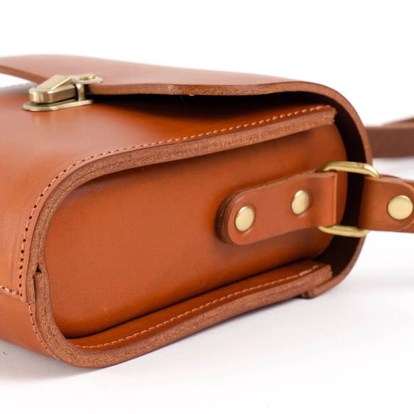 革鞄 ショルダーバッグ レザーバッグ イタリアンレザー 可愛い 本革 