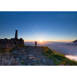 【A4、A3可能】ニセコアンヌプリ山から望む日の出・アートポスター 北海道風景写真 1枚目の画像