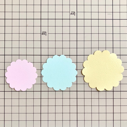 クラフトパンチのカード(5.1cm)24枚〜くすみカラーランダム コメント