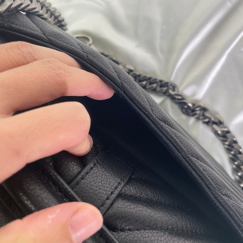 サンローラン YSL ショルダー バッグ シルバー サンローラン SAINT LAURENT ショルダーバッグ レザー シルバー
