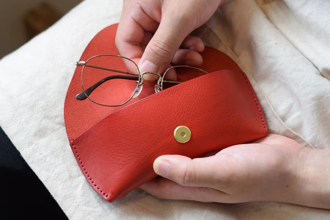 メガネケース 眼鏡入れ 革 レザー イタリアンレザー プレゼント サングラス マグネット