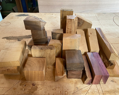 （未使用品）樹種不明　置物　木　小物 木材 b2f33d8e72cf14839e8a1fc39f7f40