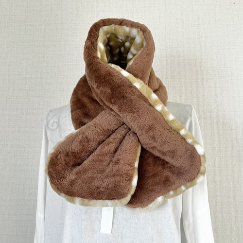 バンビ柄 ボアマフラー 鹿 ストール ハンドメイド akaneko ボア
