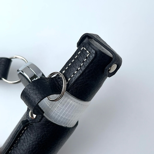 本革：ビオレu 手指の消毒液（30ml ）専用スプレーボトルケース