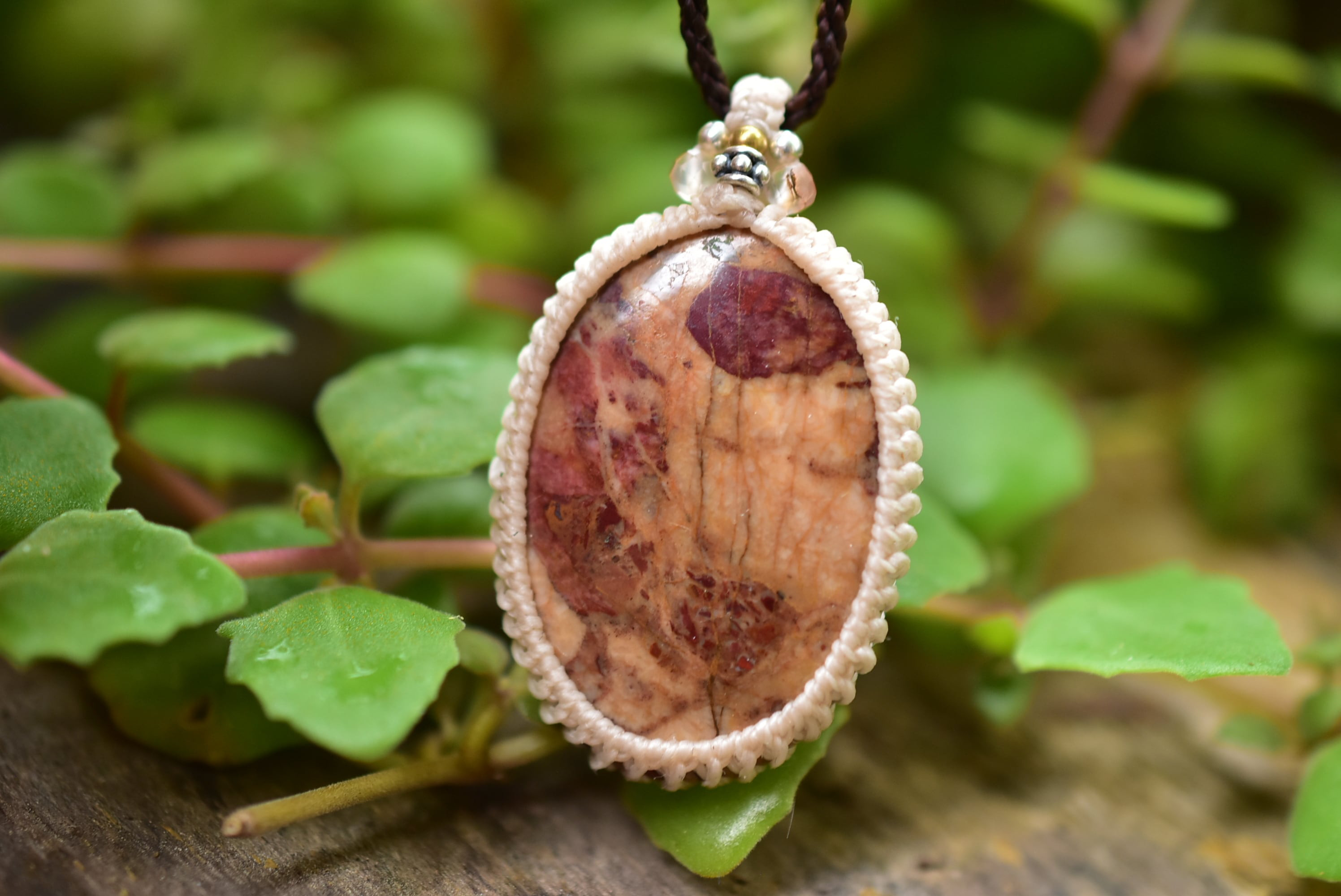 赤い壁画★レッドジャスパー マクラメペンダント672 5,535円