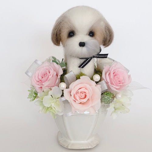 オーダーページミニチュア花のアレンジメント 12700円〜【オーダーメイド】シーズーのプリザーブドフラワー