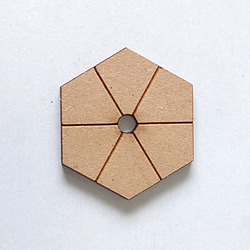 チャルカ 糸ボタン土台　糸ボタンベース　5個セット（六角形） 無塗装（MDF） ハンドメイド材料 【HMO00006】 2枚目の画像