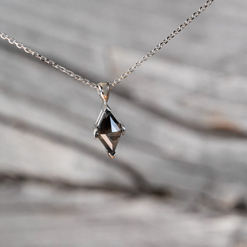 天然ブラックダイヤモンド ネックレス K18WG製 延長可能留め具採用 その2