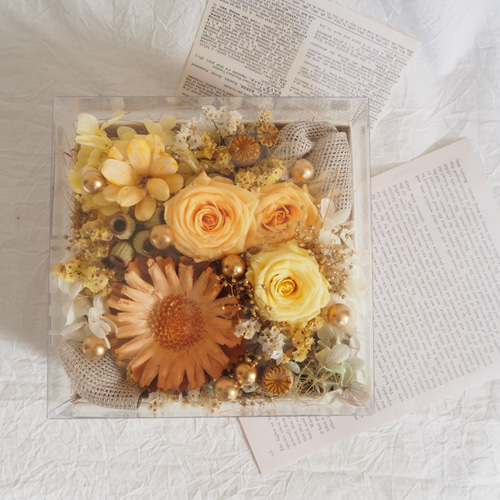 そのまま飾れる プリザーブドフラワーのボックスアレンジ box