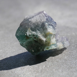 天然石約7.4g最大幅約28mmダイアナマリア鉱山産フローライト結晶原石グリーン強蛍光[dmfl-220926-03] 19枚目の画像