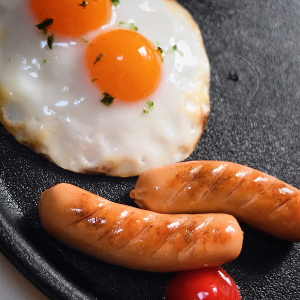 アクセサリートレイスキレット風♡フェイクフード、ミニチュア、食品サンプル、目玉焼き、朝食、ギフト 11枚目の画像