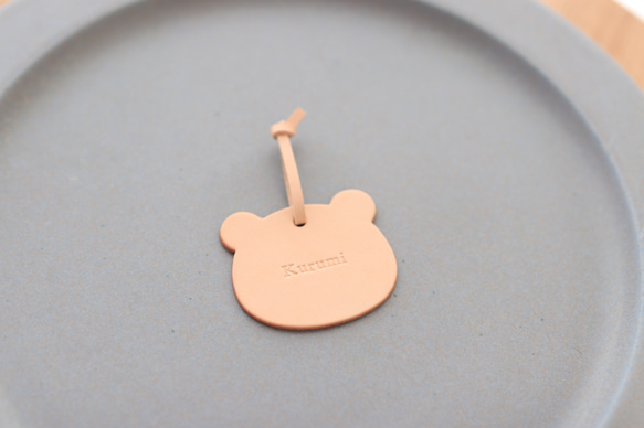 ヌメ革】くまちゃんタグ レザータグ ネームタグ 席札タグ オーダー