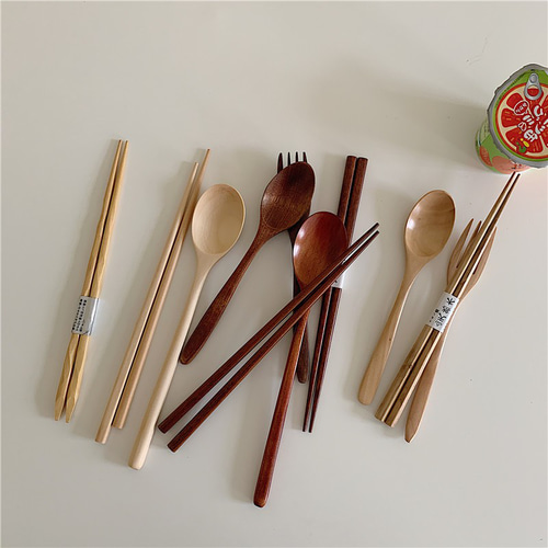 未使用新品　韓国　食器ナプチョン ユギ プレート&スプーンフォーク Amazon | 銀製 韓国 スプーン フォーク セット カトラリー 共箱