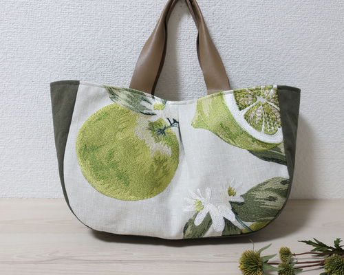 イギリス刺繍柄ライムグリーンAトートバック トートバッグ