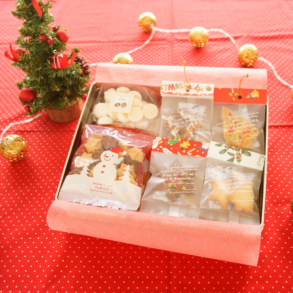 「クリスマスオーナメントクッキー・ギフト缶」飾って食べれる、オーナメントクッキー入り 9枚目の画像