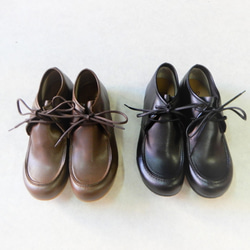 寬鬆版型！輕盈舒適，彈性布料，可愛又精緻，繫帶設計，Wallabee風格，自然外觀短靴，編號103 第5張的照片