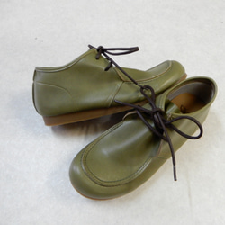 寬鬆版型！輕盈舒適，彈性布料，可愛又精緻，繫帶設計，Wallabee風格，自然外觀短靴，編號103 第8張的照片