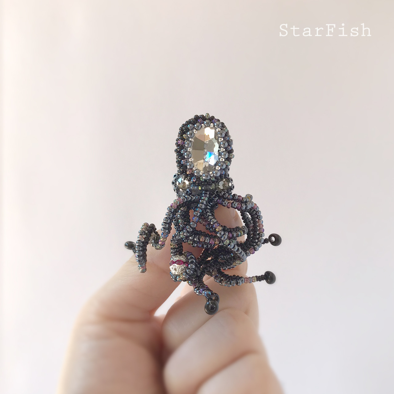 【タコ】蛸 Octopus ビーズ刺繍 ブローチ(D13)