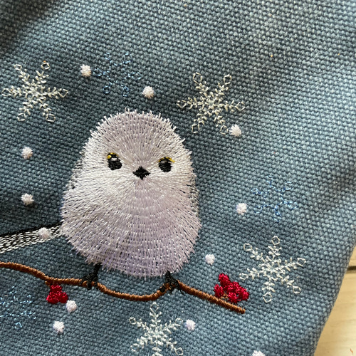 シマエナガ刺繍 11号帆布二重仕立て（青）スマホポーチ ストラップ付