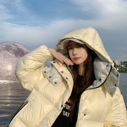 モンクレールMONCLERダウンコート美品レディース コート 洋子 モンクレールMONCLERダウンコート美品レディース コート 洋子