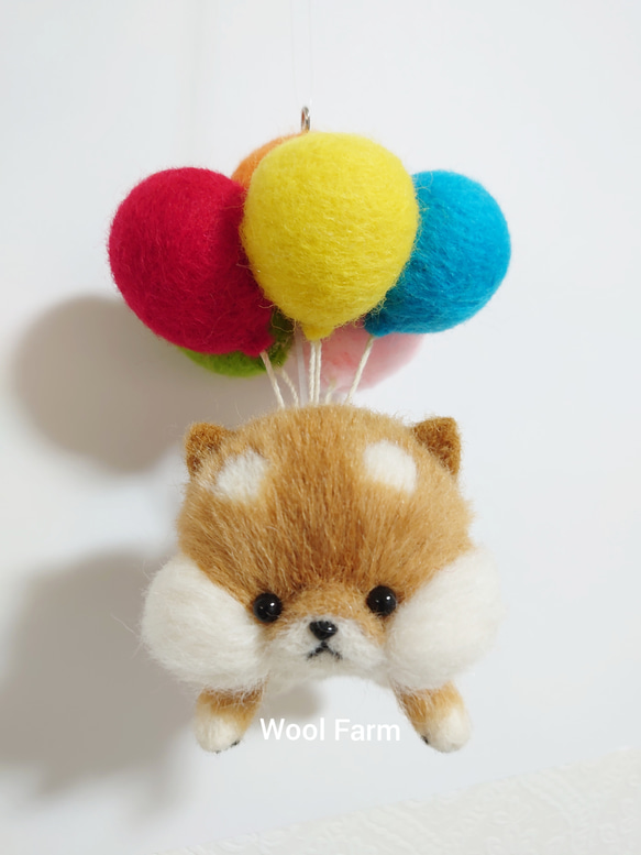 空んぽ柴犬モビール(風船)➀　～Wool Farm～　羊毛フェルト 2枚目の画像