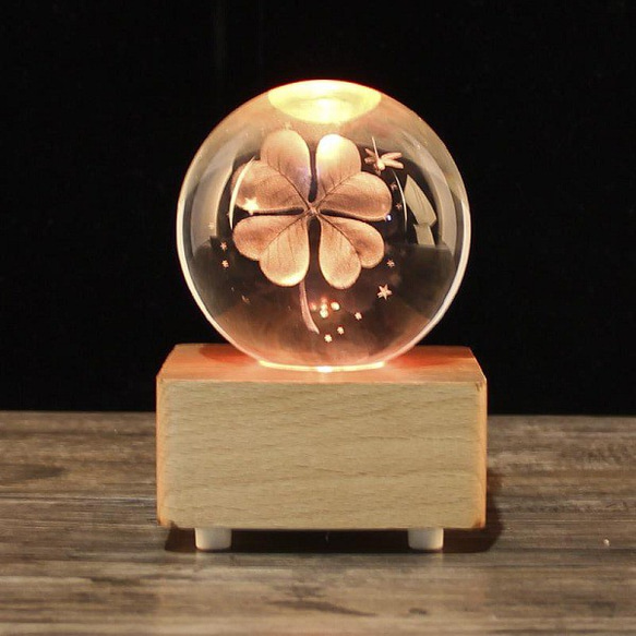 四つ葉のクローバークリスタル、きらめく幸運 その他雑貨 Chiba Eiko