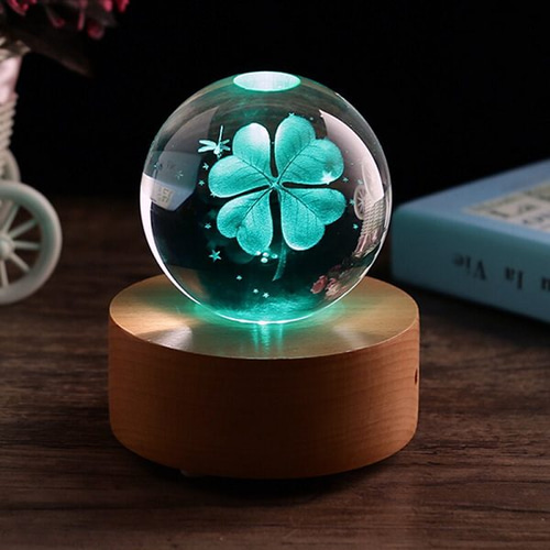 バカラ   幸せを呼ぶ  クリスタル クローバー♪ バカラ“四つ葉のクローバー”モチーフのジュエリー、ハート型クリスタル