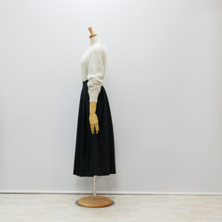 ポケット大きなパール釦　ウエストスカラップ　メモリータフタスカート　ブラック 11枚目の画像