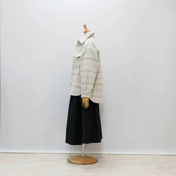 ポケット大きなパール釦　ウエストスカラップ　メモリータフタスカート　ブラック 7枚目の画像